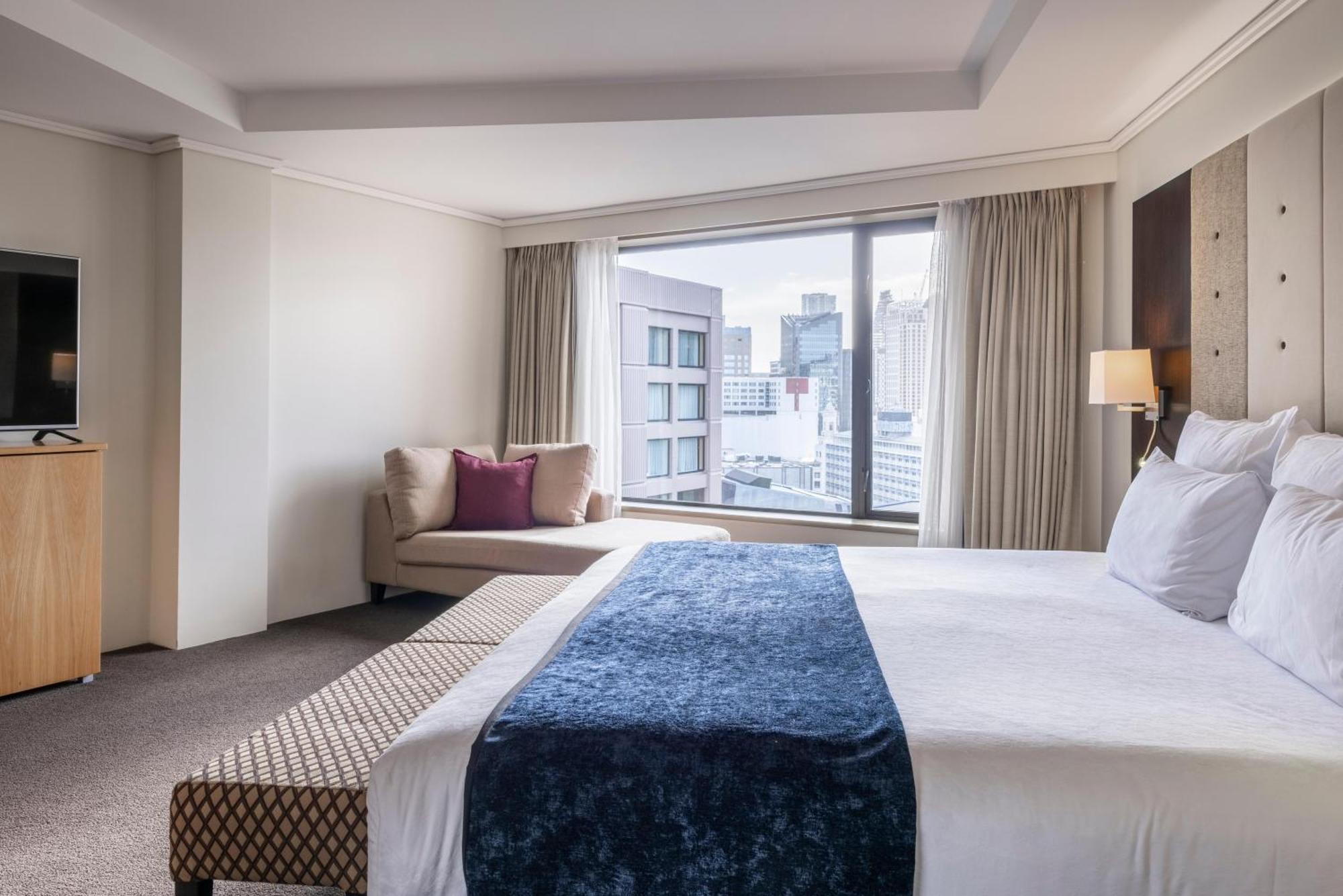 Grand Millennium Hotel 4*